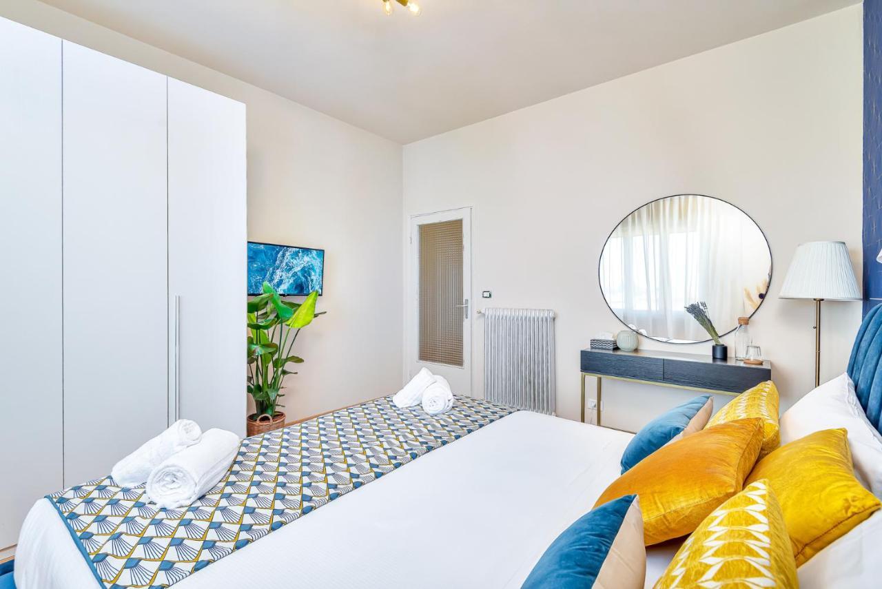 Art Deco' - Sleepwithme - Free Parking - Free Breakfast - Very Friendly Staff Lägenhet *